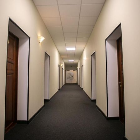 Molodezhnaya Hotel Breszt Kültér fotó
