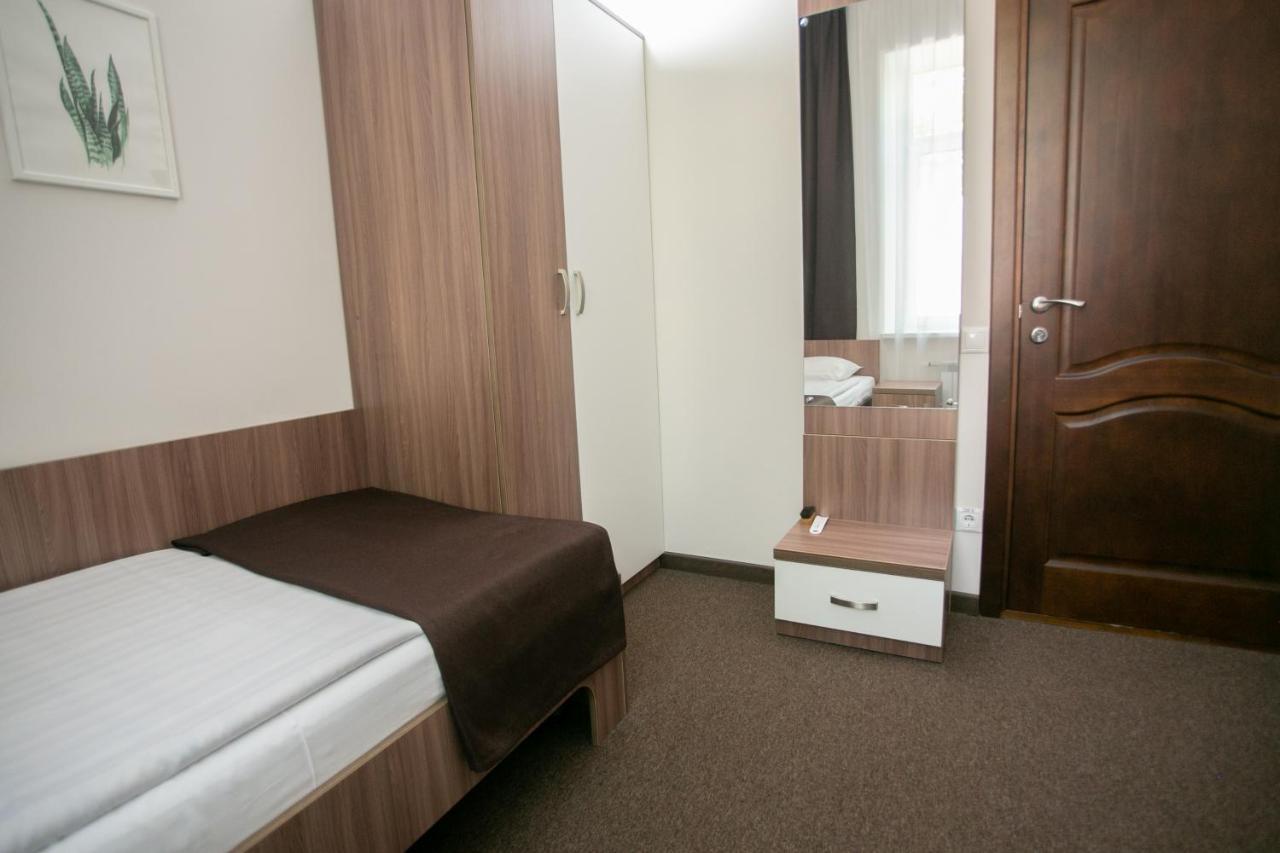 Molodezhnaya Hotel Breszt Kültér fotó