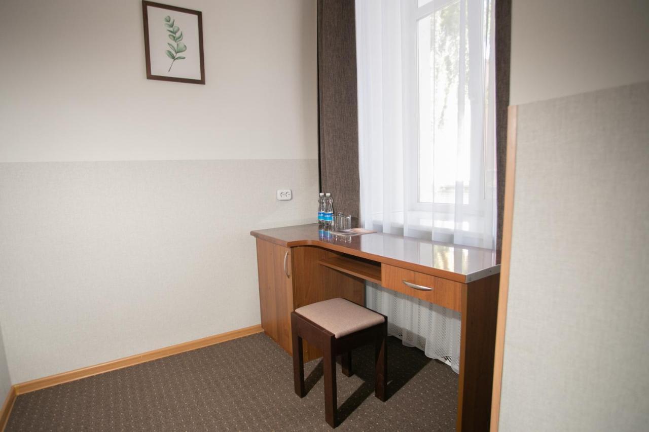 Molodezhnaya Hotel Breszt Kültér fotó