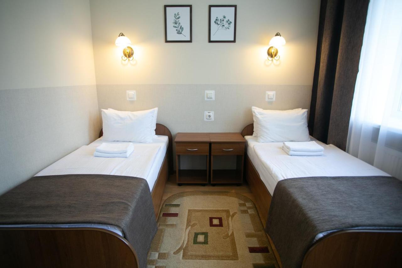 Molodezhnaya Hotel Breszt Kültér fotó