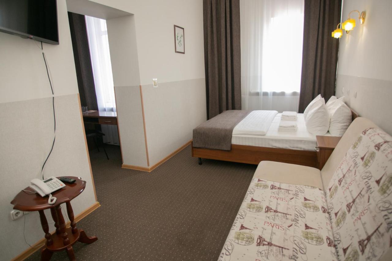 Molodezhnaya Hotel Breszt Kültér fotó