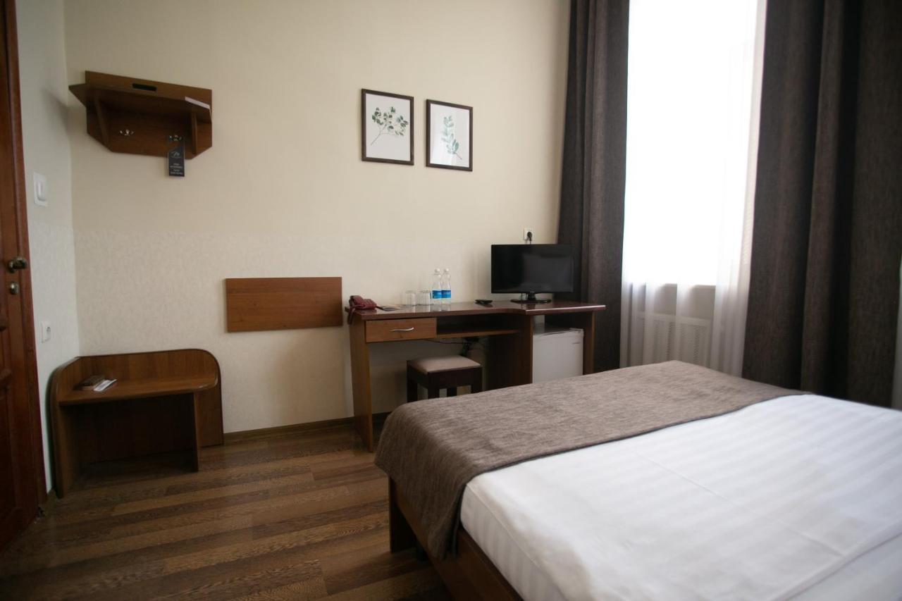 Molodezhnaya Hotel Breszt Kültér fotó